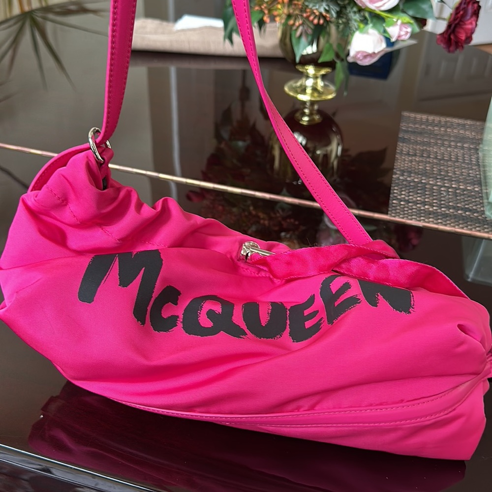 NWOT Alexander McQueen Logo Print Shoulder Bag - Picture 8 of 17